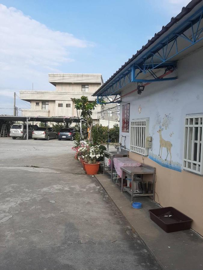嘉義泊岸居民宿 Lucao Bagian luar foto